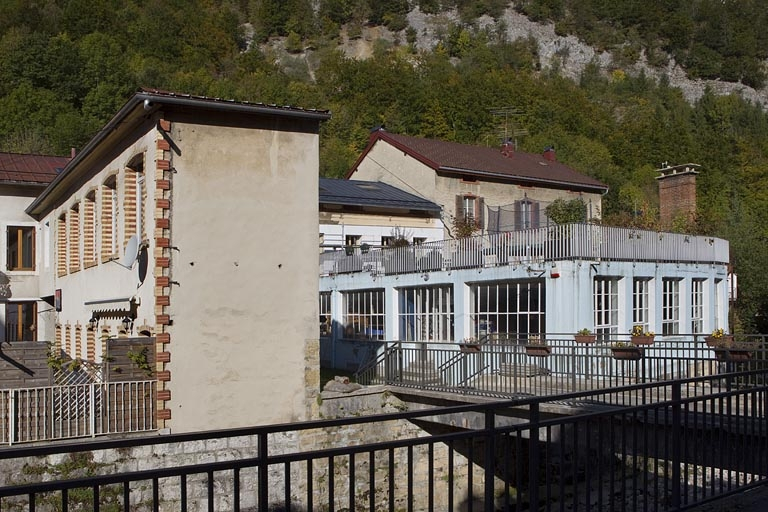 Vue d'ensemble depuis la rue de la République. © Yves Sancey / Région Bourgogne-Franche-Comté, Inventaire du patrimoine - 2010 Vue d'ensemble depuis la rue de la République. © Yves Sancey / Région Bourgogne-Franche-Comté, Inventaire du patrimoine - 2010