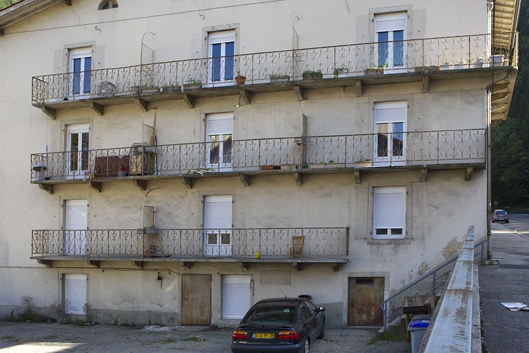 Elévation latérale gauche. © Yves Sancey / Région Bourgogne-Franche-Comté, Inventaire du patrimoine - 2010