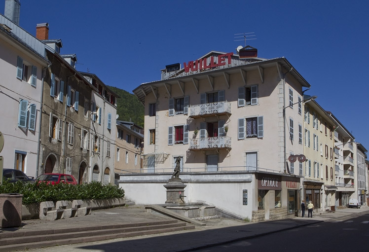 Vue d'ensemble, depuis le sud. © Yves Sancey / Région Bourgogne-Franche-Comté, Inventaire du patrimoine - 2010