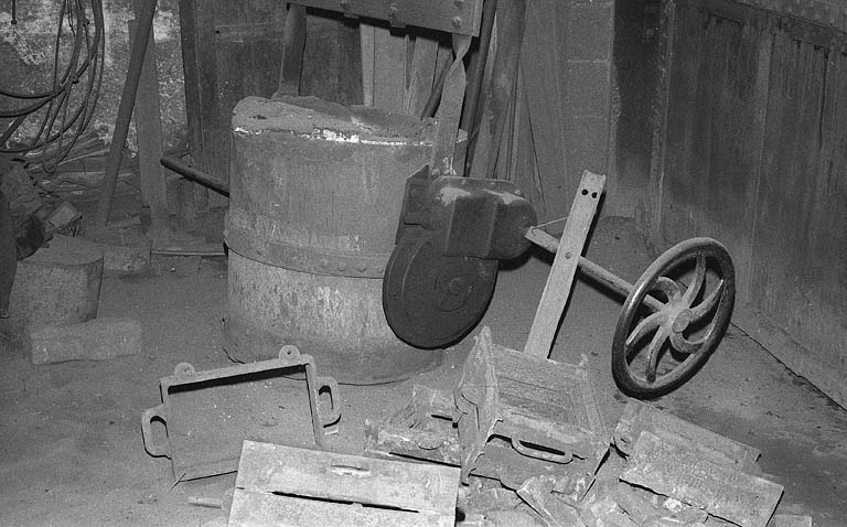 Châssis et poche de coulée. © Rémi Hamelin / Région Bourgogne-Franche-Comté, Inventaire du patrimoine - 2010