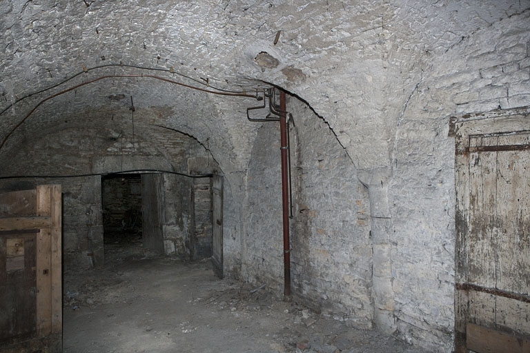 Logis principal, sous-sol : cave C. © Yves Sancey / Région Bourgogne-Franche-Comté, Inventaire du patrimoine - 2011