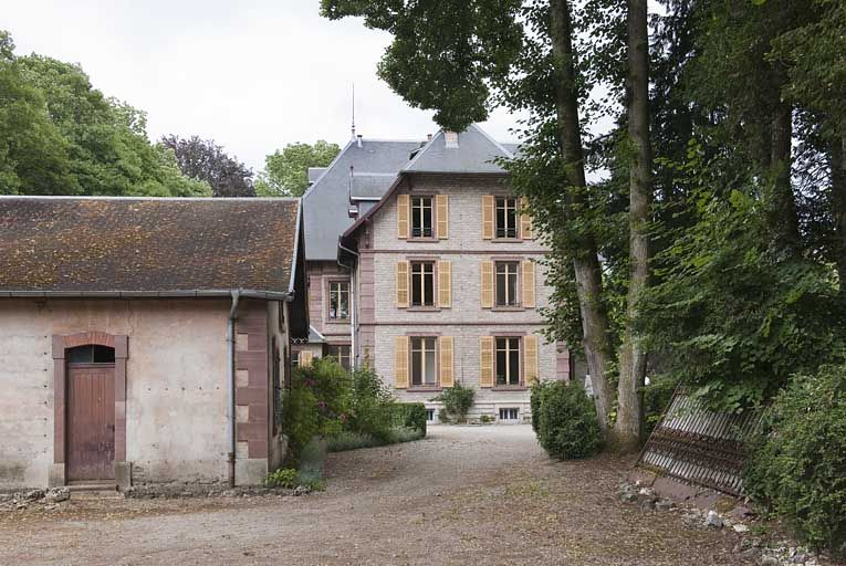 Pignon nord de la demeure. © Jérôme Mongreville / Région Bourgogne-Franche-Comté, Inventaire du patrimoine - 2011
