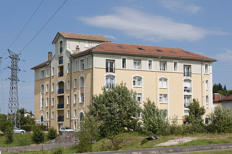 Vue d'ensemble depuis le nord-ouest. © Jérôme Mongreville / Région Bourgogne-Franche-Comté, Inventaire du patrimoine - 2011
