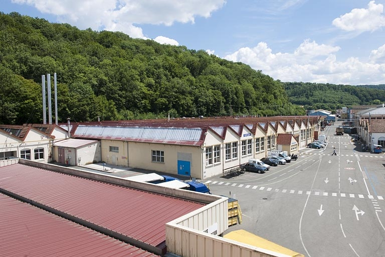 Vue plongeante sur l'atelier de rénovation des moteurs. © Jérôme Mongreville / Région Bourgogne-Franche-Comté, Inventaire du patrimoine - 2011 Vue plongeante sur l'atelier de rénovation des moteurs. © Jérôme Mongreville / Région Bourgogne-Franche-Comté, Inventaire du patrimoine - 2011