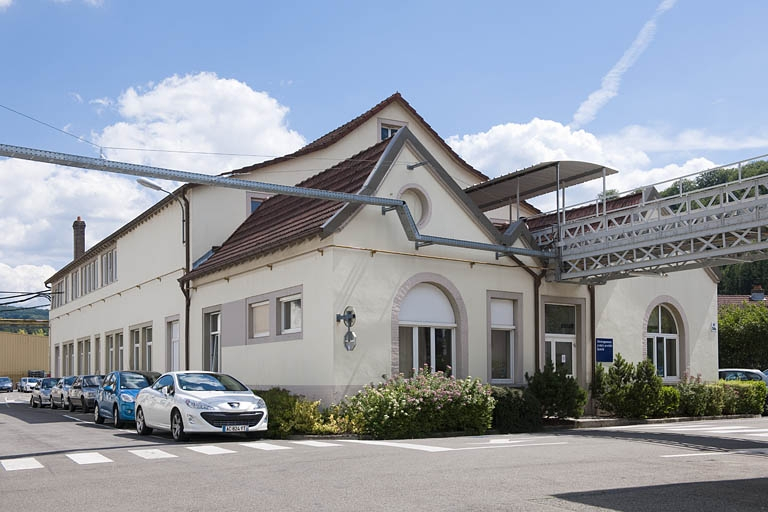 Bureau d'études. © Jérôme Mongreville / Région Bourgogne-Franche-Comté, Inventaire du patrimoine - 2011 Bureau d'études. © Jérôme Mongreville / Région Bourgogne-Franche-Comté, Inventaire du patrimoine - 2011