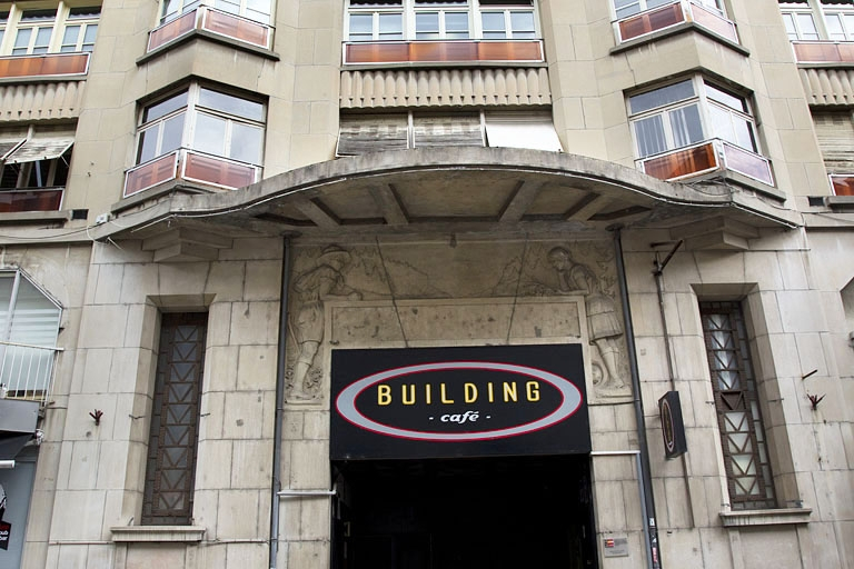 Détail de l'entrée, de face. © Yves Sancey / Région Bourgogne-Franche-Comté, Inventaire du patrimoine - 2011