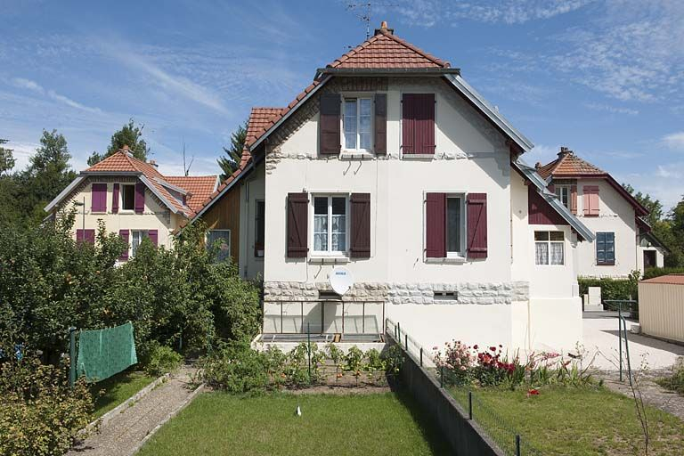 Pignons de maisons vus de face. © Jérôme Mongreville / Région Bourgogne-Franche-Comté, Inventaire du patrimoine - 2011