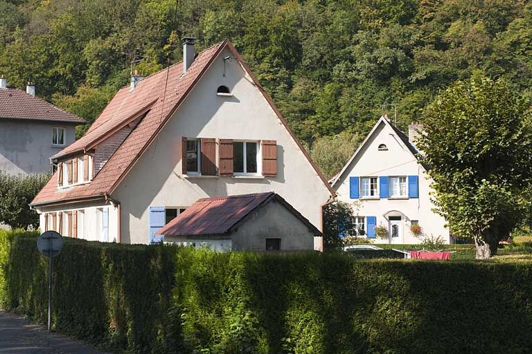 Vue d'ensemble depuis l'est. © Jérôme Mongreville / Région Bourgogne-Franche-Comté, Inventaire du patrimoine - 2011