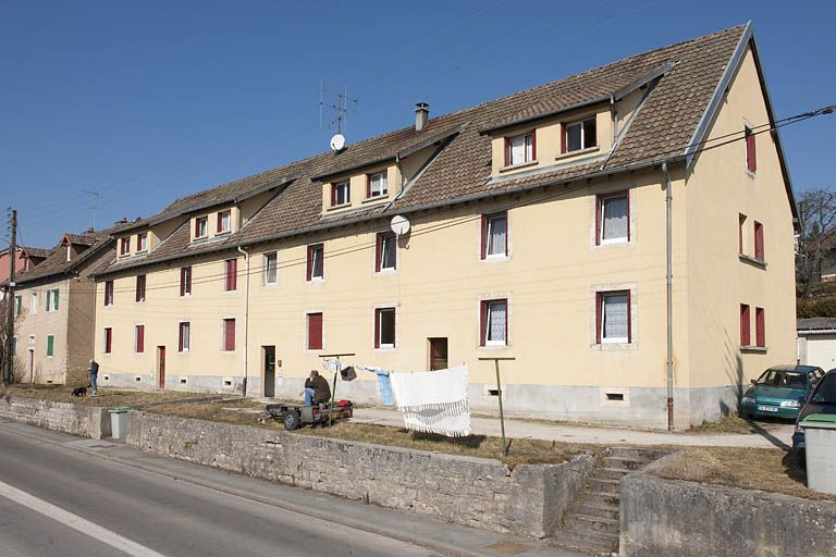 Immeuble d'habitation (10 logements). © Jérôme Mongreville / Région Bourgogne-Franche-Comté, Inventaire du patrimoine - 2012 Immeuble d'habitation (10 logements). © Jérôme Mongreville / Région Bourgogne-Franche-Comté, Inventaire du patrimoine - 2012
