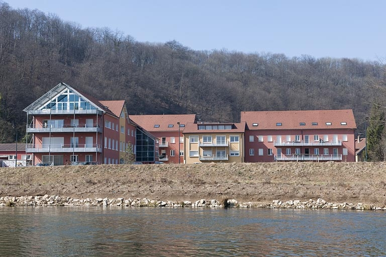Vue d'ensemble depuis l'est. © Jérôme Mongreville / Région Bourgogne-Franche-Comté, Inventaire du patrimoine - 2012