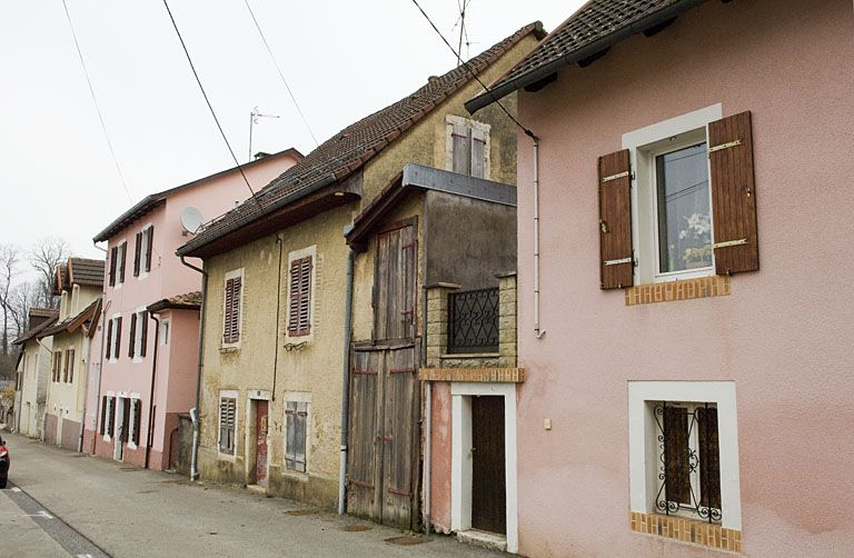Vue d'ensemble du bas de la rue de la Voûte. © Marc Loukachine / Région Bourgogne-Franche-Comté, Inventaire du patrimoine - 2012