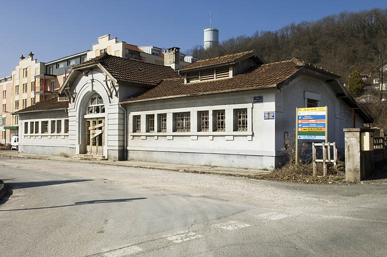 Vue d'ensemble depuis le sud-est. © Marc Loukachine / Région Bourgogne-Franche-Comté, Inventaire du patrimoine - 2012