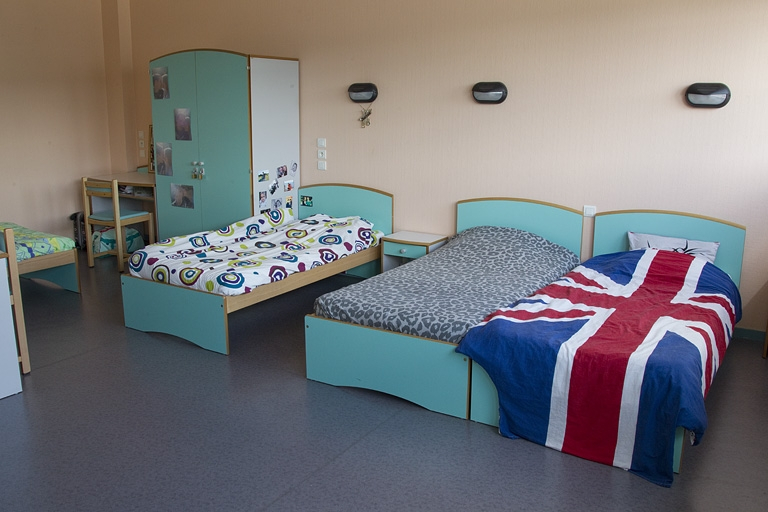 Bâtiment de l'hôtellerie (2e étage), internat : chambre. © Yves Sancey / Région Bourgogne-Franche-Comté, Inventaire du patrimoine - 2012