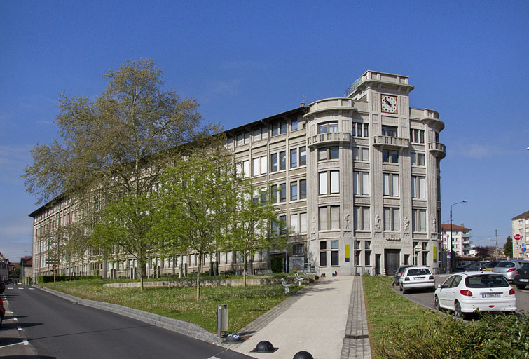 Vue d'ensemble, depuis l'est. © Yves Sancey / Région Bourgogne-Franche-Comté, Inventaire du patrimoine - 2012 Vue d'ensemble, depuis l'est. © Yves Sancey / Région Bourgogne-Franche-Comté, Inventaire du patrimoine - 2012