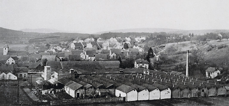 Filature de la Lizaine depuis le sud, photogr., s.d. [1949]. Cf. doc. 01 © Marc  Loukachine (reproduction) / Région Bourgogne-Franche-Comté, Inventaire du patrimoine - 2012