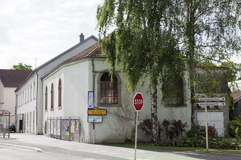 Bâtiments donnant sur le faubourg de Besançon. © Jérôme Mongreville / Région Bourgogne-Franche-Comté, Inventaire du patrimoine - 2012
