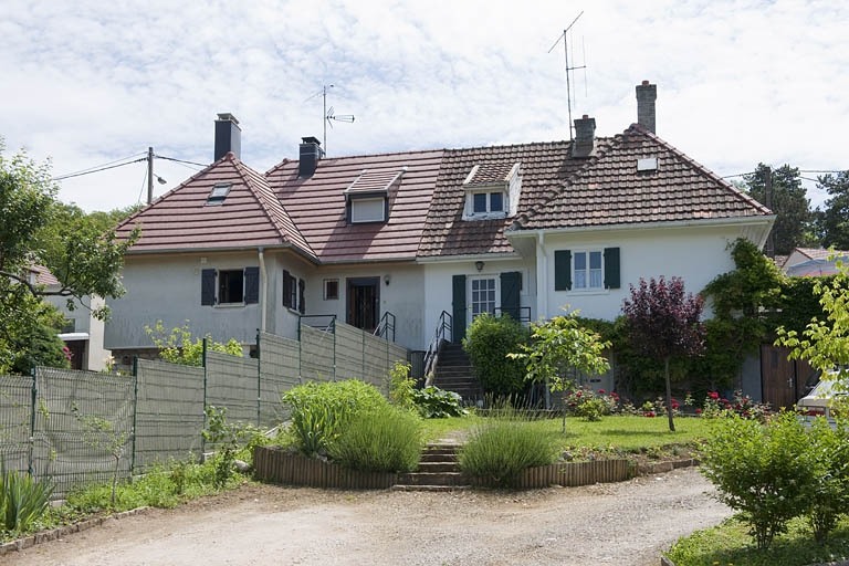 Maisons jumelles rue Raoul Delattre. Façades ouest. © Jérôme Mongreville / Région Bourgogne-Franche-Comté, Inventaire du patrimoine - 2012