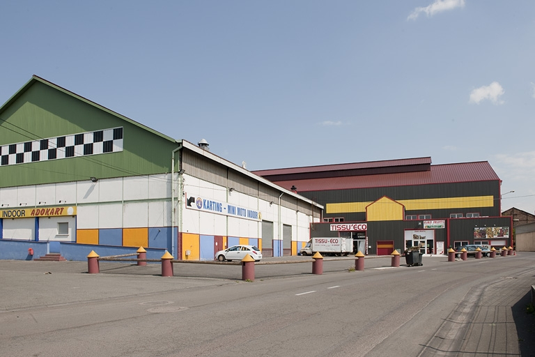 Ateliers de cisaillage et de laminage (tôlerie n°4). © Jérôme Mongreville / Région Bourgogne-Franche-Comté, Inventaire du patrimoine - 2012