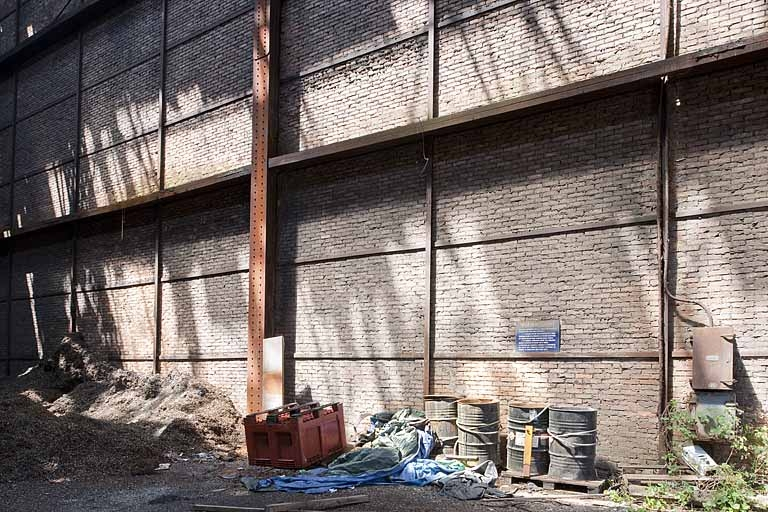 Vue intérieure du bâtiment du gazogène. Mur nord. © Jérôme Mongreville / Région Bourgogne-Franche-Comté, Inventaire du patrimoine - 2012