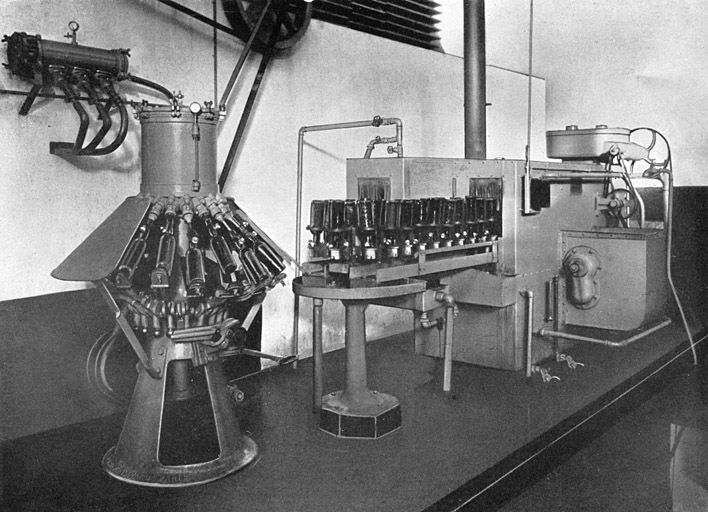 Embouteillage de la bière. © Raphaël  Favereaux (reproduction) / Région Bourgogne-Franche-Comté, Inventaire du patrimoine - 2012