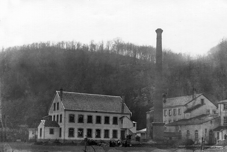 Vue d'ensemble depuis le nord. © Raphaël  Favereaux (reproduction) / Région Bourgogne-Franche-Comté, Inventaire du patrimoine - 2012