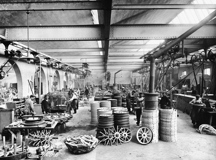 Usine d'Audincourt (?). Atelier de fabrication des roues. ©  / Région Bourgogne-Franche-Comté, Inventaire du patrimoine - 2012 Usine d'Audincourt (?). Atelier de fabrication des roues. ©  / Région Bourgogne-Franche-Comté, Inventaire du patrimoine - 2012
