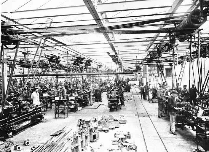 Usine d'Audincourt (?). Atelier d'usinage des moteurs. ©  / Région Bourgogne-Franche-Comté, Inventaire du patrimoine - 2012 Usine d'Audincourt (?). Atelier d'usinage des moteurs. ©  / Région Bourgogne-Franche-Comté, Inventaire du patrimoine - 2012