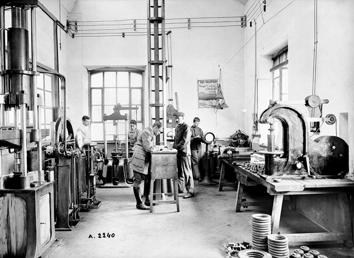 Laboratoire d'essais. ©  / Région Bourgogne-Franche-Comté, Inventaire du patrimoine - 2012 Laboratoire d'essais. ©  / Région Bourgogne-Franche-Comté, Inventaire du patrimoine - 2012