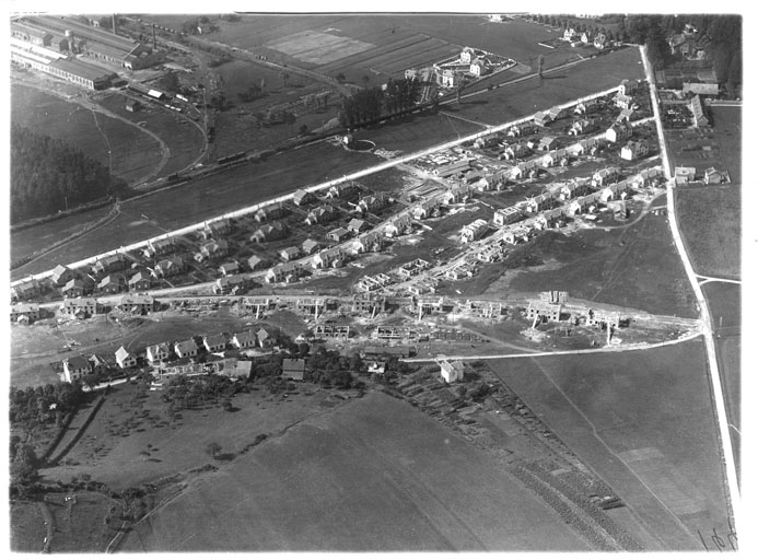Vue aérienne depuis le nord-est. © Raphaël  Favereaux (reproduction) / Région Bourgogne-Franche-Comté, Inventaire du patrimoine - 2012