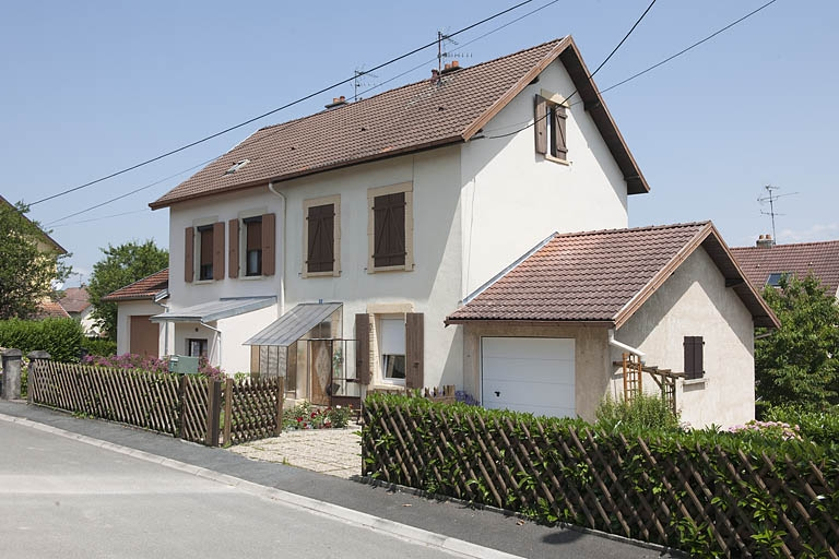 Maison jumelée rue André Protet. © Jérôme Mongreville / Région Bourgogne-Franche-Comté, Inventaire du patrimoine - 2012