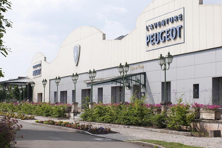 Façade est du musée. Vue de trois quarts. © Jérôme Mongreville / Région Bourgogne-Franche-Comté, Inventaire du patrimoine - 2012