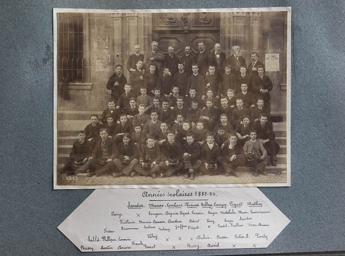 Années scolaires 1882-84 [groupe d'élèves et professeurs]. © Yves Sancey / Région Bourgogne-Franche-Comté, Inventaire du patrimoine - 2012