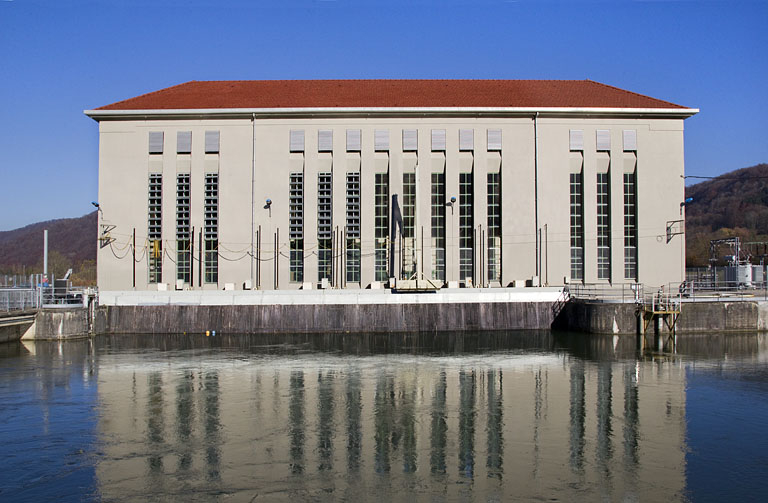 Façade sud de la salle des machines. © Yves Sancey / Région Bourgogne-Franche-Comté, Inventaire du patrimoine - 2012 Façade sud de la salle des machines. © Yves Sancey / Région Bourgogne-Franche-Comté, Inventaire du patrimoine - 2012