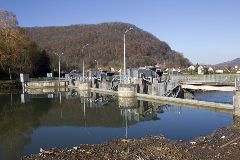 Le vannage en amont du barrage. © Yves Sancey / Région Bourgogne-Franche-Comté, Inventaire du patrimoine - 2012