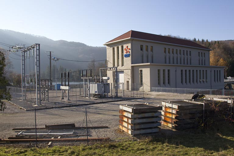 Poste de transformation électrique et centrale depuis le nord. © Yves Sancey / Région Bourgogne-Franche-Comté, Inventaire du patrimoine - 2012