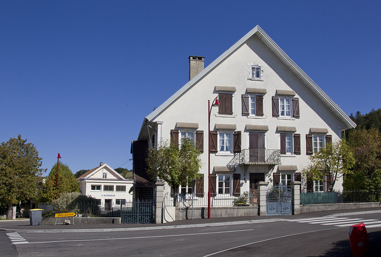 Vue d'ensemble depuis l'ouest. © Yves Sancey / Région Bourgogne-Franche-Comté, Inventaire du patrimoine - 2012
