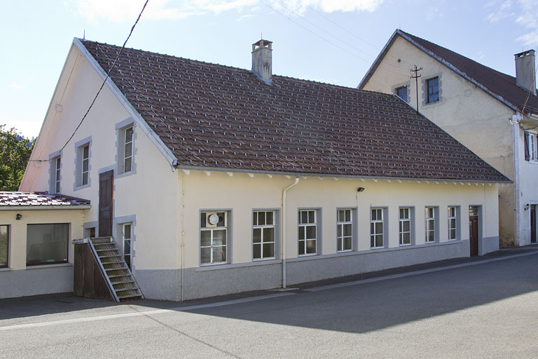Atelier de 1888, côté cour, de trois quarts gauche. © Yves Sancey / Région Bourgogne-Franche-Comté, Inventaire du patrimoine - 2012