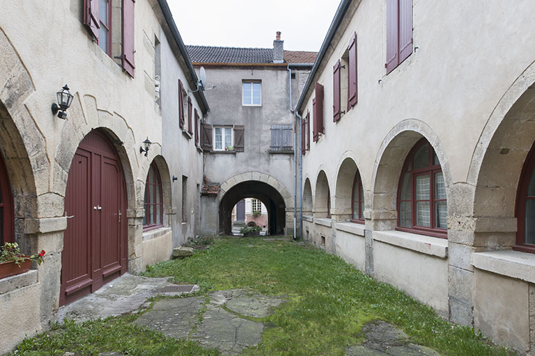 20127000433NUC4A © Mary Ruffinoni / Région Bourgogne-Franche-Comté, Inventaire du patrimoine - 2012 20127000433NUC4A © Mary Ruffinoni / Région Bourgogne-Franche-Comté, Inventaire du patrimoine - 2012