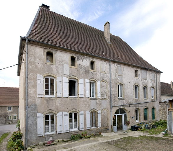 Façade postérieure. © Mary Ruffinoni / Région Bourgogne-Franche-Comté, Inventaire du patrimoine - 2012