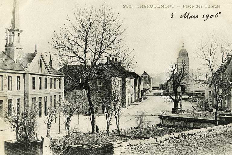 233. Charquemont - Place des Tilleuls [vue d'ensemble, de trois quarts gauche], entre 1903 et le 5 mars 1906. © Laurent Poupard / Région Bourgogne-Franche-Comté, Inventaire du patrimoine - 2013