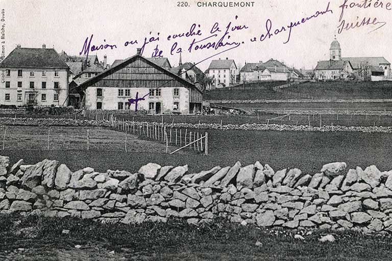 220. Charquemont [le bas du village et le quartier de l'église, vus du sud-est], 1er quart 20e siècle (avant 1911). © Laurent Poupard / Région Bourgogne-Franche-Comté, Inventaire du patrimoine - 2013