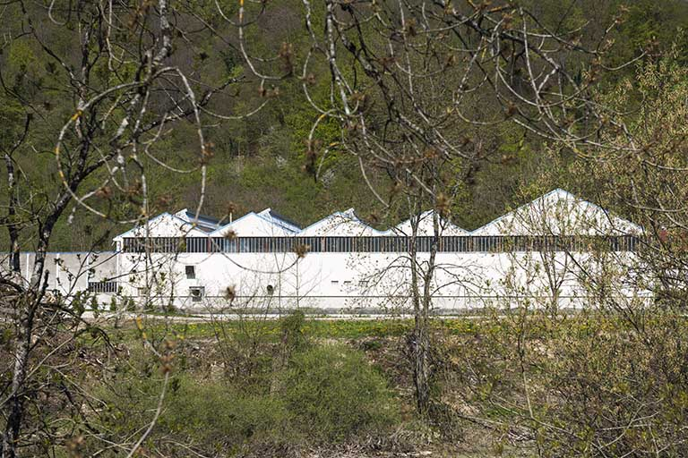 Façade est de l'atelier de laminage. © Jérôme Mongreville / Région Bourgogne-Franche-Comté, Inventaire du patrimoine - 2013