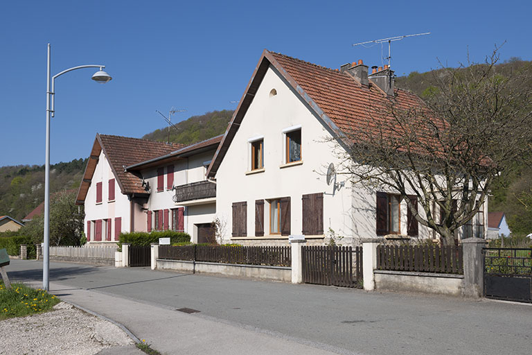 Maisons jumelées (rue des Ecoles). © Jérôme Mongreville / Région Bourgogne-Franche-Comté, Inventaire du patrimoine - 2013