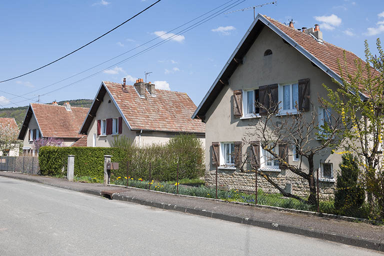 Alignement de façades rue de Champagne. © Jérôme Mongreville / Région Bourgogne-Franche-Comté, Inventaire du patrimoine - 2013