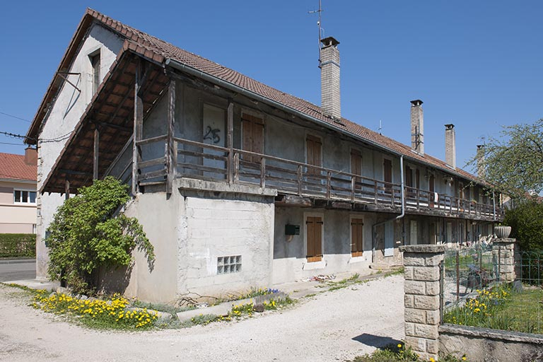 Façade postérieure d'une caserne. © Jérôme Mongreville / Région Bourgogne-Franche-Comté, Inventaire du patrimoine - 2013