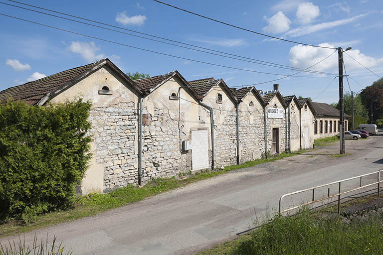 Murs-pignons de l'atelier de filature. © Jérôme Mongreville / Région Bourgogne-Franche-Comté, Inventaire du patrimoine - 2013