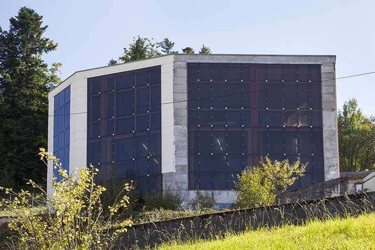 Atelier de fabrication du milieu des années 1990. © Yves Sancey / Région Bourgogne-Franche-Comté, Inventaire du patrimoine - 2013
