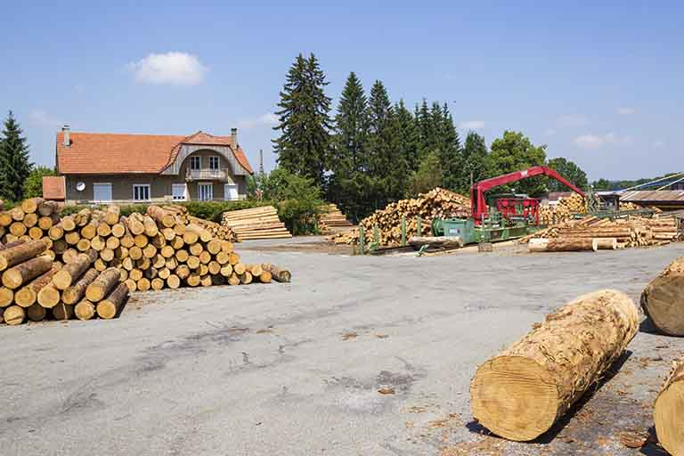 Aire des matières premières au sud. © Yves Sancey / Région Bourgogne-Franche-Comté, Inventaire du patrimoine - 2013