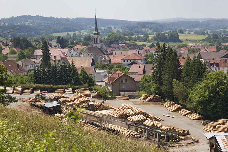 Vue plongeante sur l'aire des matières premières, au sud. © Yves Sancey / Région Bourgogne-Franche-Comté, Inventaire du patrimoine - 2013