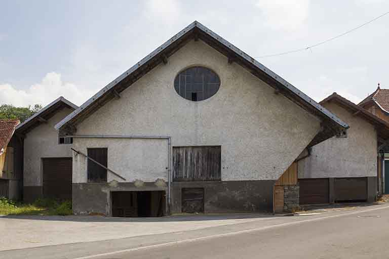Atelier de fabrication et stockage de sicure. © Yves Sancey / Région Bourgogne-Franche-Comté, Inventaire du patrimoine - 2013